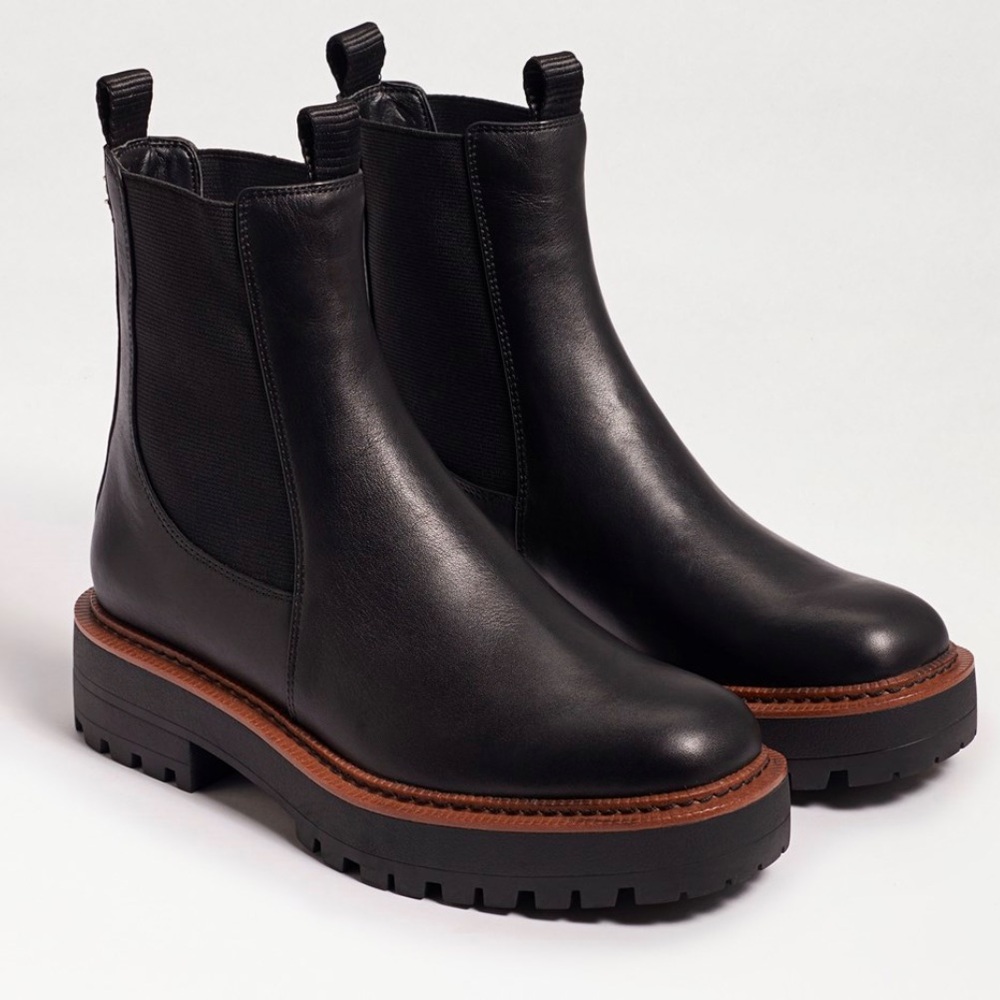 Laguna Leather Chelsea Boots